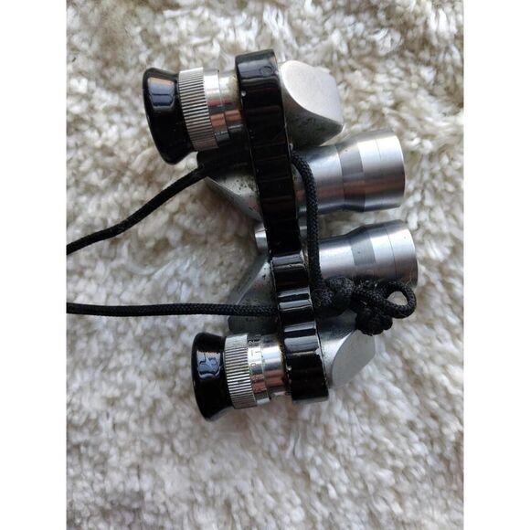 Vintage Swift & Anderson Sport 6x, 15 Sport Compact/Miniature Binoculars, 1953 - Picture 4 of 11